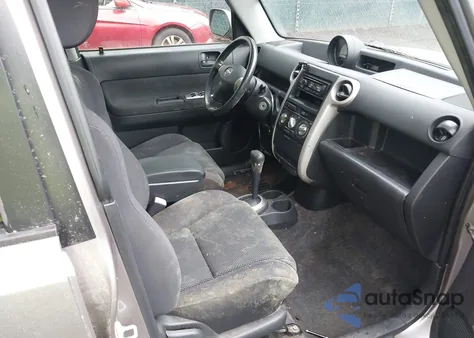 2005 Scion Xb Xb из США, поврежденный, VIN JTLKT324754012202